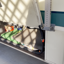 Load image into Gallery viewer, HoodStay™